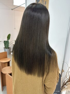 オー(OOO) オリーブベージュ◯