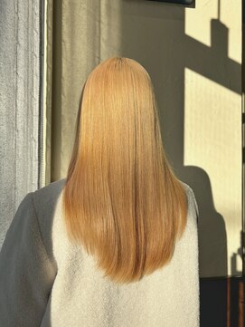 ルシードスタイルアイフラット(LUCIDO STYLE I-FLAT) ブロンドヘア