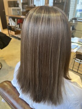 ワンコア (ONE CORE) 【コントラストハイライト】ミルクティーベージュ