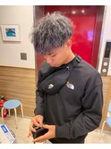 ツイスパホワイトメッシュツーブロックフェードメンズショート