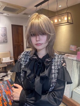 ハニー(HONEY by Chord)の写真/≪圧倒的ツヤ感≫光色イルミナで様々な質感を◎ダメージレス×透明感でカジュアルStyleもお洒落にキマる！