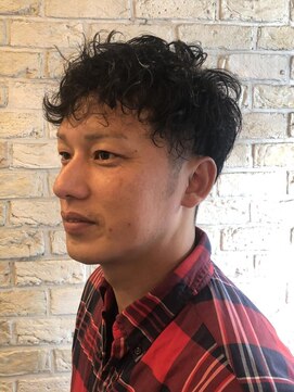 グラッドバーバードットエビス 恵比寿(GLAD BARBER. EBISU) サーフカール/スパイキーショート/ブルーブラック[恵比寿]