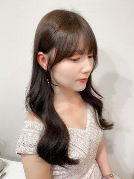 レア 表参道(L'ea) ミディアム/暗めカラー/グランマッシュ/デザインカラー/顔周り