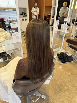 レッド(ReD) 白髪ぼかし/縮毛矯正/髪質改善/白髪染め/白髪/カラー/金沢