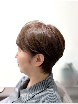 アンジュール ラナリア(1//jour LanaRia) リセッターでトップふんわり【メリハリ大人ショート】