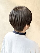 エム(EMU)&nbsp;まとまり美容液カラー×ショート