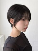 【耳掛け×小顔見せ】美しく決まる大人ショート