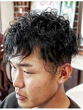 アクセプトザワールドバーバー(Accept the world barber) 2ブロックスタイル×パーマ