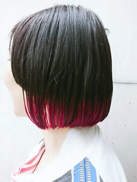 テイルウインド(Tailwind) ラインカラー/ペールカラー/暖色系カラー/ぱっつんボブ/ミニボブ