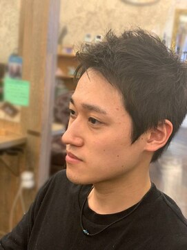 アンフィ 弘明寺(Anphi) アップバング爽やかショート