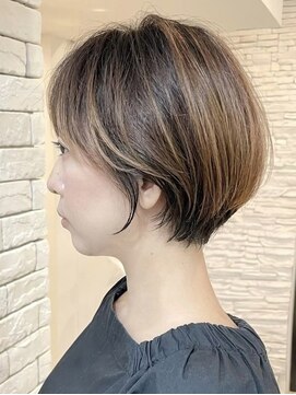 メモリーズ 表参道(Memories) 白髪ぼかし/ひし形/癖毛/大人ショートボブ/60代50代40代