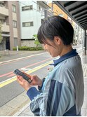 耳掛けもすっきり収まる丸みショート