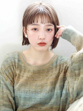 ヘアメイク アージュ 天神西通り店(HAIR MAKE age) シースルーバング オン眉 ミニボブ ミルクティーベージュ
