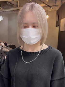 キラ 渋谷(KILLA) ★レイヤーカット/美髪/イメチェン/小顔ボブ/ホワイトブロンド