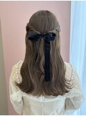 ハイトーンピンクベージュ/大人かわいいハーフアップ
