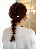 編み下ろしヘア お呼ばれヘア ヘアアレンジ ブラウンカラー 20代