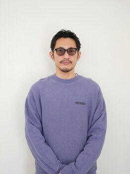 アーカイブス(ARCHIVES)の写真/ヘアスタイルだけでなく眉や髭を整えラフな雰囲気の中にも清潔感を◎