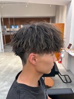 ルースト 南堀江店(ROOST)&nbsp;MEN'S/リバースセンターパート/ニュアンスパーマ/南堀江