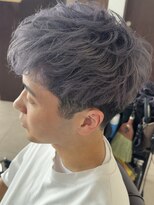 スリーヘアショップ 吹田(THREE HAIR SHOP)&nbsp;顔剃りシェービング/ツイストスパイラルパーマ/アイロンパーマ