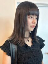 リサヘアーデザイン(RISA HAIR DESIGN)&nbsp;外ハネミディアム ダークカラー グレージュ 透明感カラー