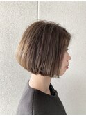 大人オシャレナチュラルショートボブ