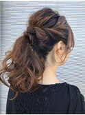 ポニーテールアレンジ
