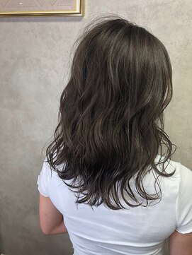 リエンス(RIENS) 【RIENS】グレージュミディ×山本優舞