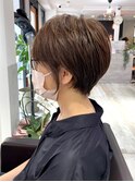 マニッシュくびれショート×白髪ぼかしハイライト【カドワキ】