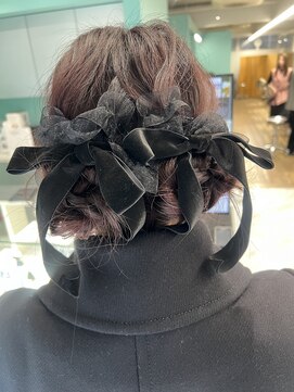 リーホリエ(Lee Horie) お出かけヘアセット【MOMOKA】