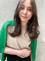 ソワリー 栄(THOiRY)&nbsp;THOiRY【女性らしい柔らかヘア】似合わせ小顔艶髪ゆる巻きロング