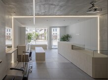 コルトバイコットン 上大岡店(COLT by cotton)の雰囲気（お連れ様も広い待合でお待ち頂けます♪【COLT 上大岡/上大岡駅】）