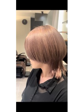 ブル(b.u.l.l.) ミルクティーピンク