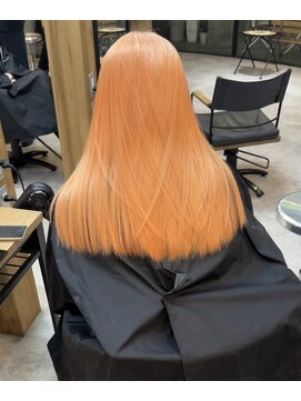 ヌエン 渋谷(NU/EN) 春カラー ペールオレンジ