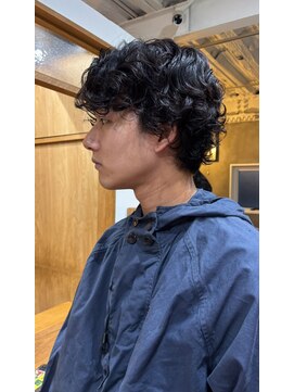 サンアタゴノット(san.atagonot) センターパートパーマ　ニュアンスパーマ/フェザーパーマ/眉毛