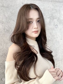 エインアンリー 明治神宮前(AIN.ANLY.) レイヤーカットラベンダーグレーアッシュグレージュ美髪