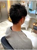 スパイキーショート ツーブロック メンズカット 20代 30代 束感