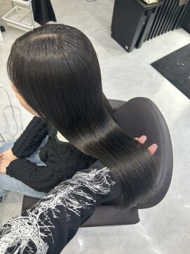 アイズ 横浜(IS) オリーブグレージュ/ブリーチなし/横浜