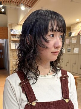 マッシュ アドベ 八戸ノ里(MASHU ADOBE) ミディアムパーマ/顔周りレイヤー/トレンドヘア