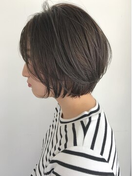 ネス(ness) [RIMMA] 馬場 俊幸:ショートボブ／グレージュ  ／大人可愛い