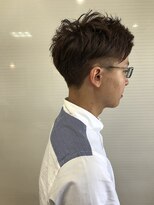 クウ(KU.)&nbsp;2ブロック刈り上げスタイル