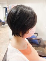 アンジュ ラヴィ(Ange Lavie)&nbsp;20代30代40代髪質改善ダークトーン前下がりショート  ke004