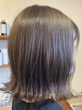 ルトワプラス(Lutowa plus) カーキグレージュ【東広島/西条】