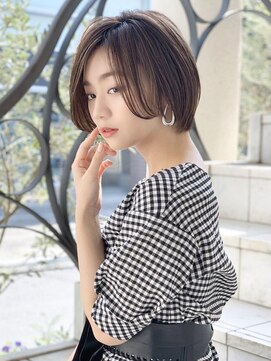 アンド ストーリーズ(&STORIES) 20代30代40代大人可愛い耳掛けひし形くびれ丸みショート