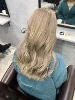 グラッジ 池袋(GLADGE)&nbsp;ホワイトベージュ、ダブルカラー、ブリーチカラー