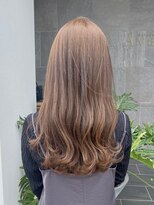 メゾン アヴァロ(Maison Avallo)&nbsp;艶髪ヌードベージュカラーのロング