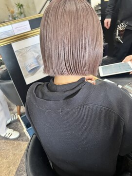 アイディー  高知(id) -高知 id-【白髪ぼかし】ハイトーンモーブベージュ