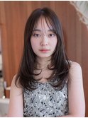 20代30代大人かわいい小顔くびれレイヤーカット黒髪前髪韓国風