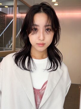 フィルムス 田町芝浦(FILMS) 黒髪/クラゲヘアー/オリーブグレー/小顔/ココアベージュ/田町