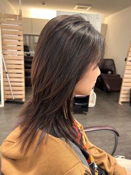 コックニー ヘアーアンドビューティー(COCKNEY HAIR BEAUTY) ウルフカット