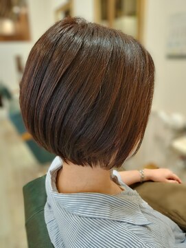 ヘアーズ ロッソ(hair's ROSSO) ShortBobxILLUMINACOLOR[30代40代50代60代]